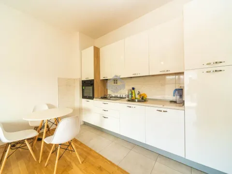 Izdavanje, jednosoban stan, 45m², Blok 9, Podgorica - image 9