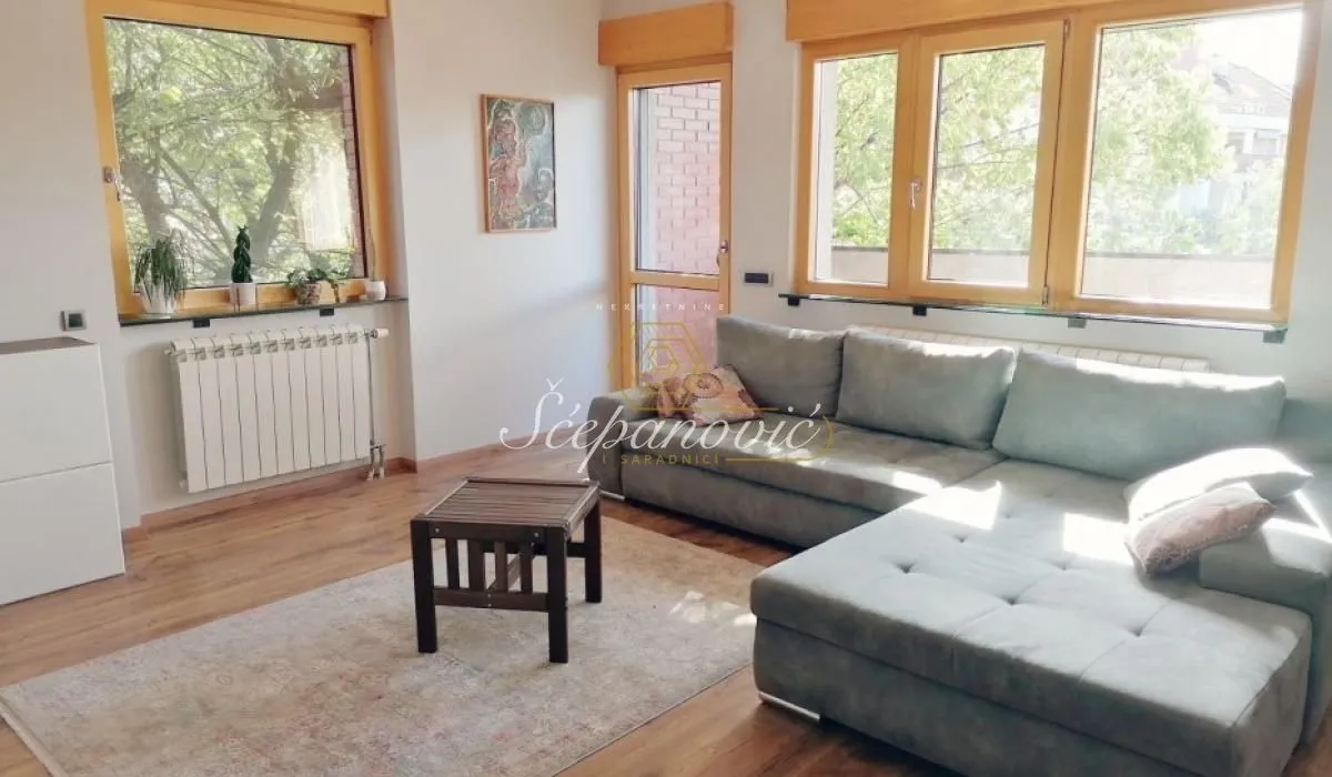 Prodaja, trosoban stan, 83m², Rotkvarija, Novi Sad Sve Podlokacije