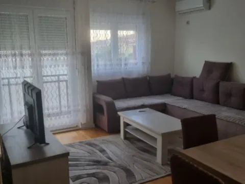 Izdavanje, jednosoban stan, 35m², Zabjelo, Podgorica