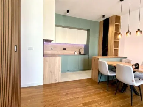 Izdavanje, dvosoban stan, 55m², Bulevar, Niš - image 4