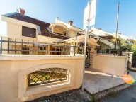 Izdavanje, poslovni prostor, 270m², Gorica C, Podgorica - image 1