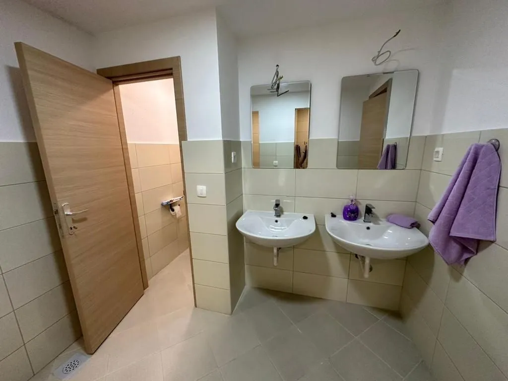 Sale, office space, 127m², Bečići, Budva
