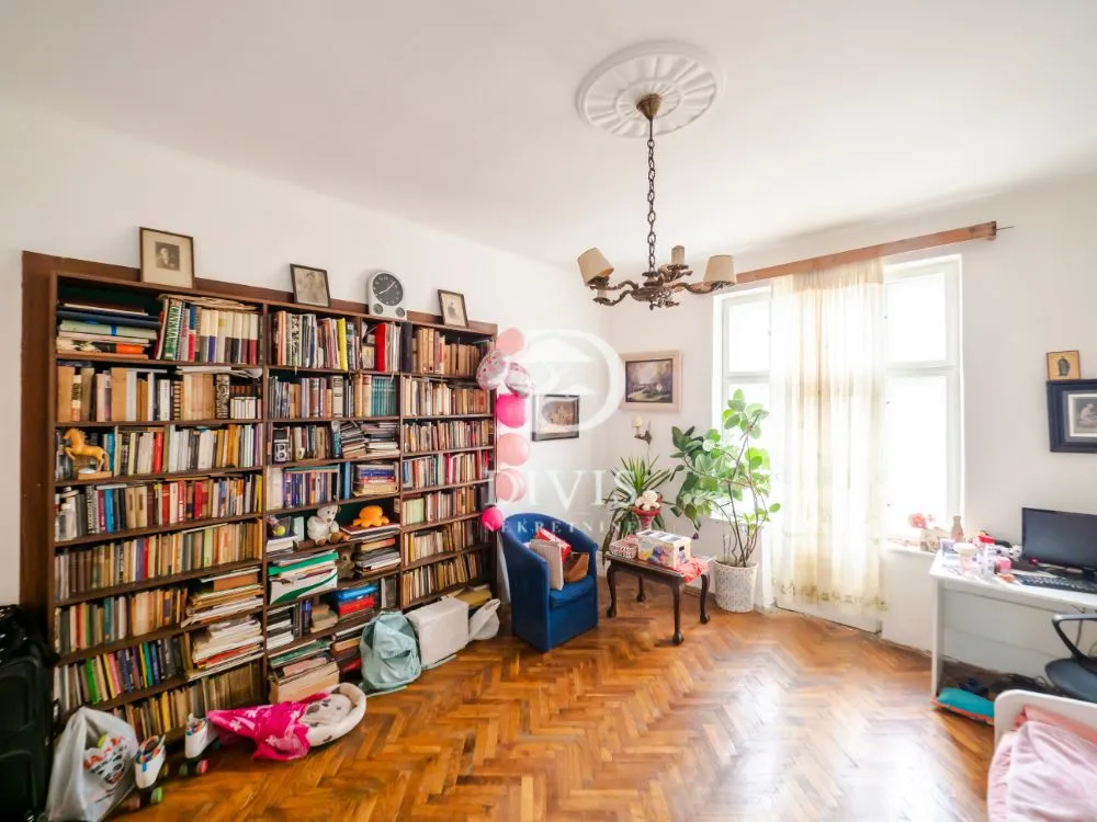 Sale, apartment, 104m², Stari Grad, Beograd
