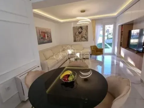 Rent, apartment, 70m², Tivat, Crna Gora - image 4