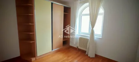 Rent, four bedroom apartment, 150m², Savski Venac, Beograd - image 20