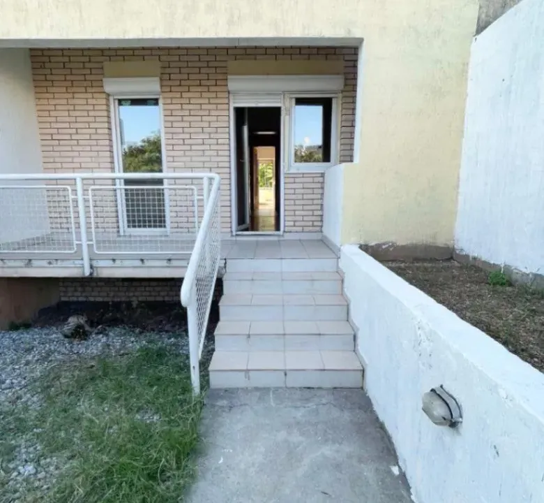 Prodaja, stan, 84m², Stari Aerodrom, Podgorica