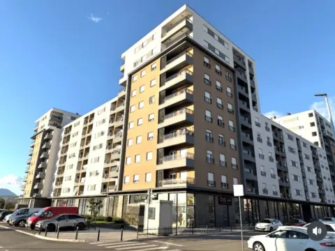 Prodaja, dvosoban stan, 68m², Stari Aerodrom, Podgorica - image 4