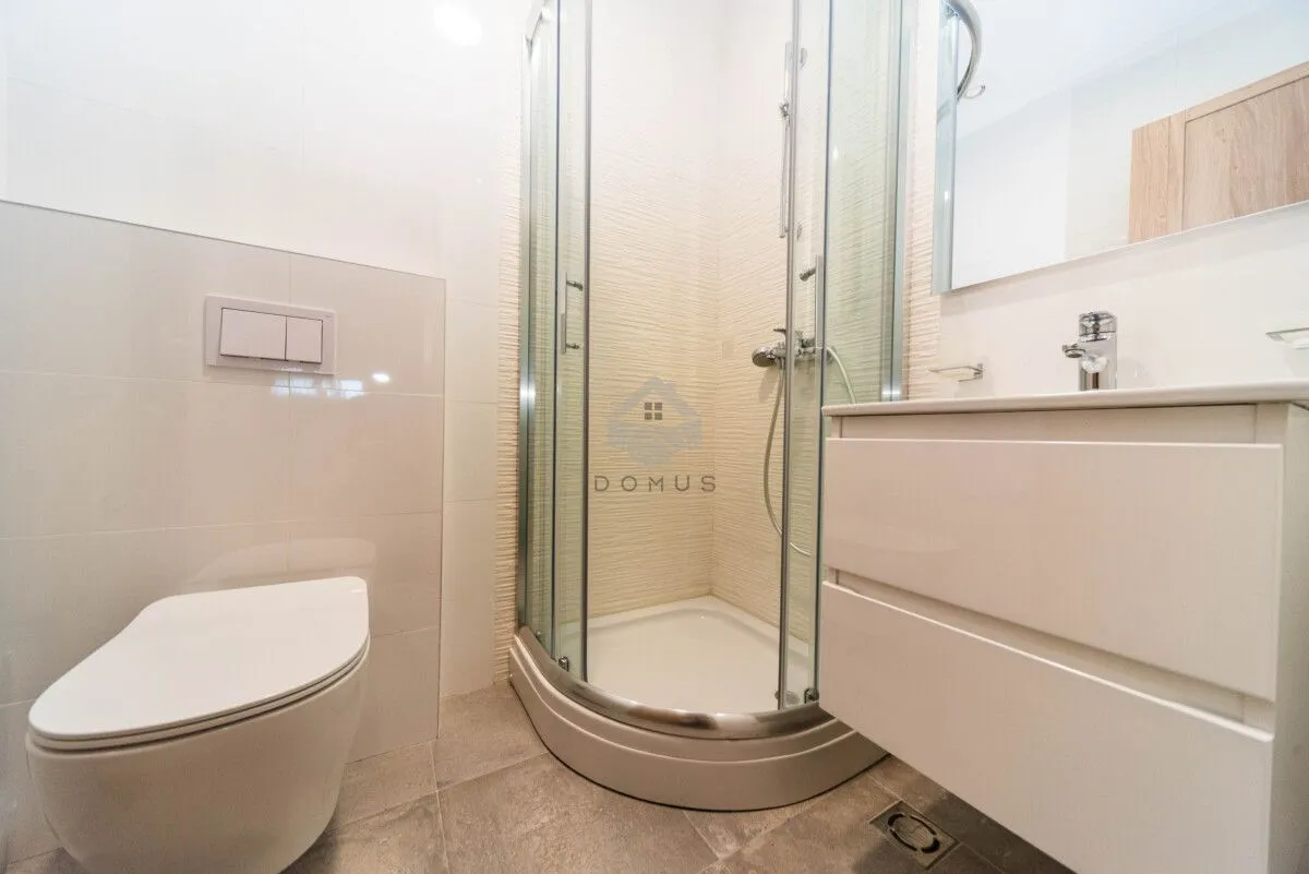 Izdavanje, trosoban stan, 89m², Master Kvart, Podgorica