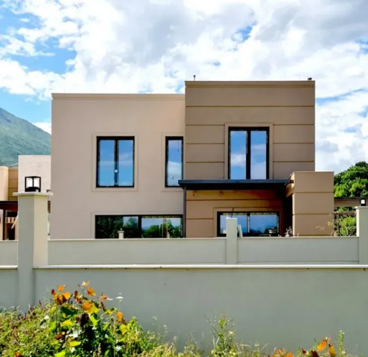 Sale, house, 200m², Danilovgrad, Crna Gora