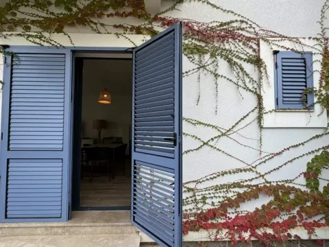 Prodaja, garsonjera, 39m², Tivat, Crna Gora