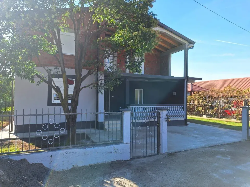 Rent, four bedroom apartment, 120m², Zagorič, Podgorica