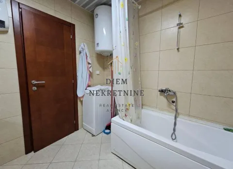 Rent, one bedroom apartment, 85m², Centar, Bar - image 6