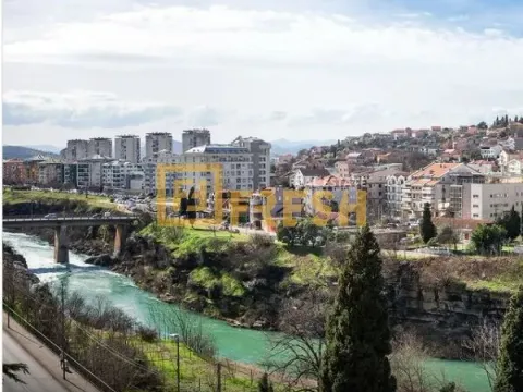 Sale, three bedroom apartment, 169m², Centar, Podgorica