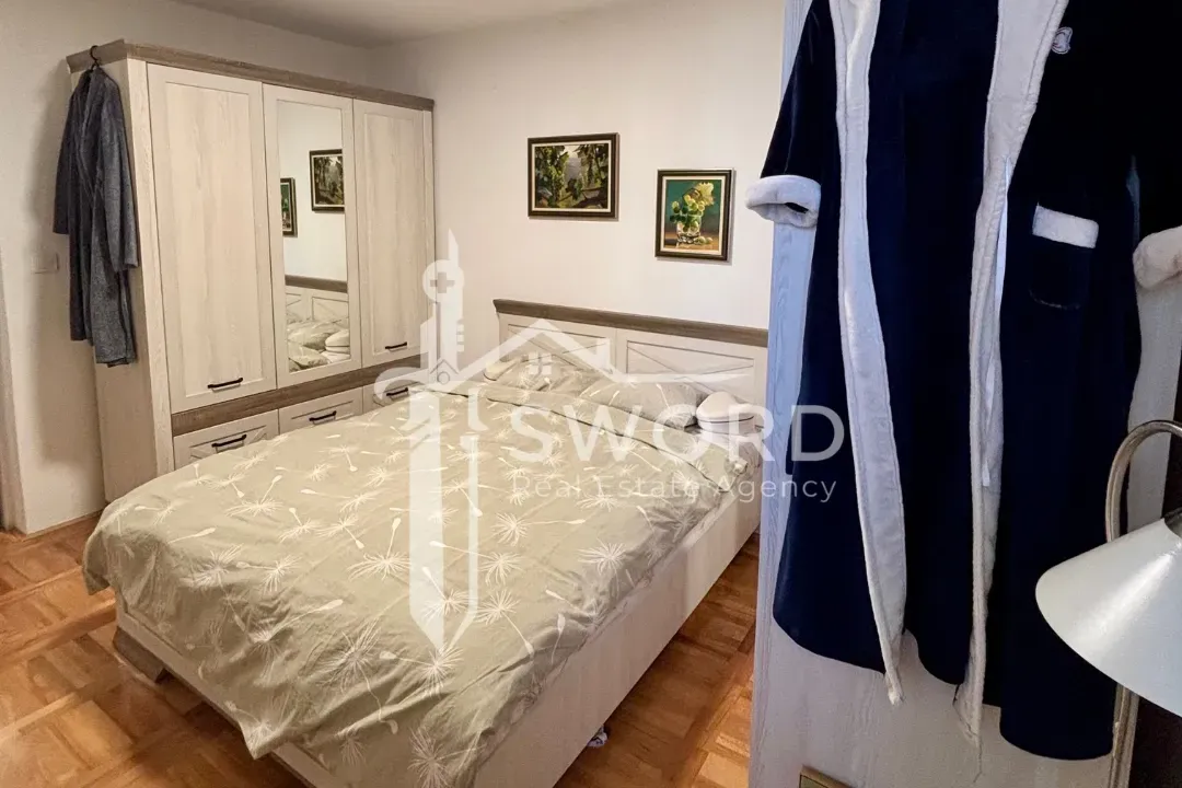 Sale, two bedroom apartment, 58m², Centar, Bar