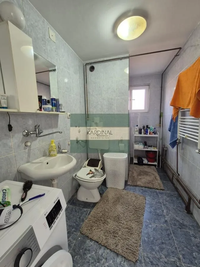 Sale, house, 181m², Kajsijar, Jagodina