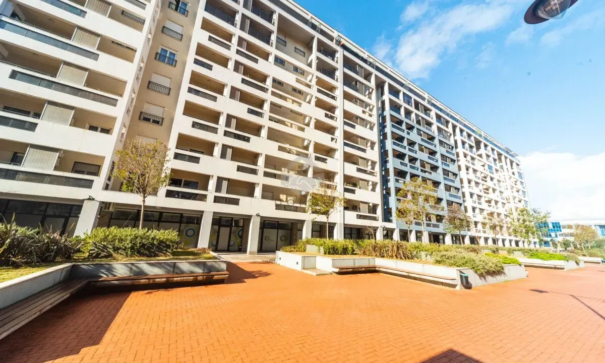 Prodaja, poslovni prostor, 160m², Master Kvart, Podgorica