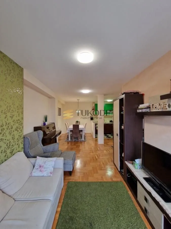 Sale, three bedroom apartment, 58m², Uciteljsko Naselje, Zvezdara Sve Podlokacije