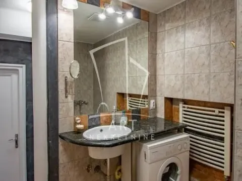 Prodaja, četvorosoban stan, 133m², Slavija, Vračar Sve Podlokacije - image 16