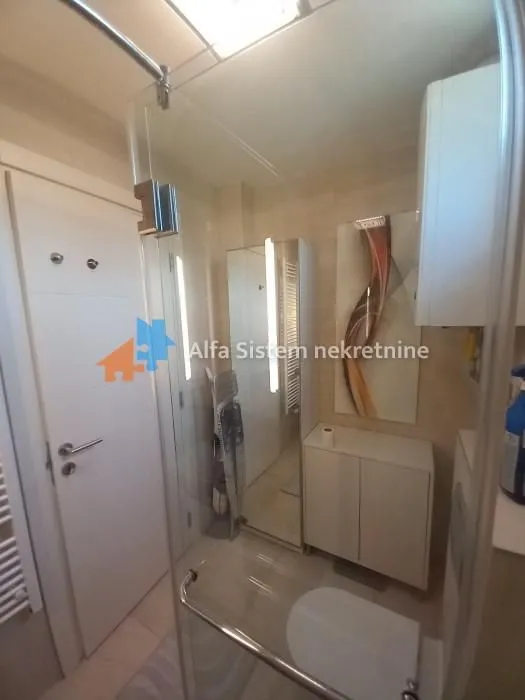 Rent, four bedroom apartment, 95m², Voždovac Sve Podlokacije, Beograd
