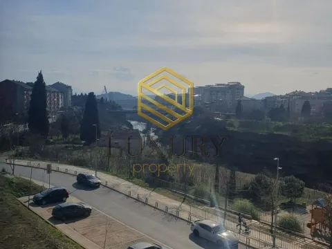 Izdavanje, jednosoban stan, 52m², Zagorič, Podgorica - image 10