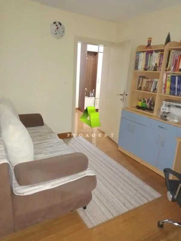 Prodaja, kuća, 180m², Centar, Paraćin