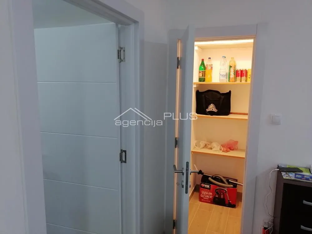 Rent, two bedroom apartment, 65m², Brace Jerković, Voždovac Sve Podlokacije