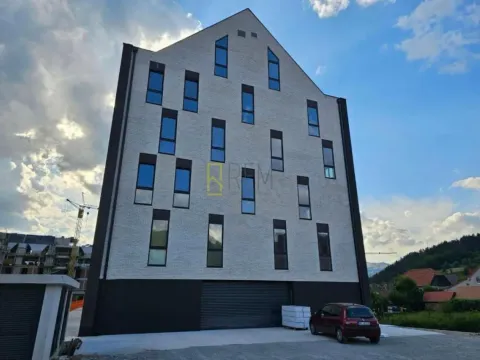Sale, one bedroom apartment, 42m², Kolašin, Crna Gora - image 2