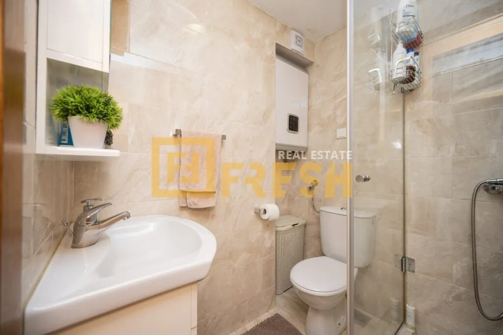 Prodaja, četvorosoban stan, 154m², Zabjelo, Podgorica