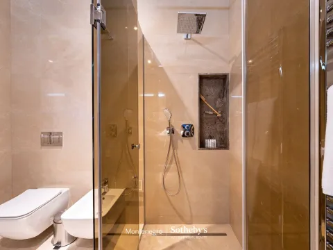 Prodaja, dvosoban stan, 300m², Đuraševići, Tivat - image 14