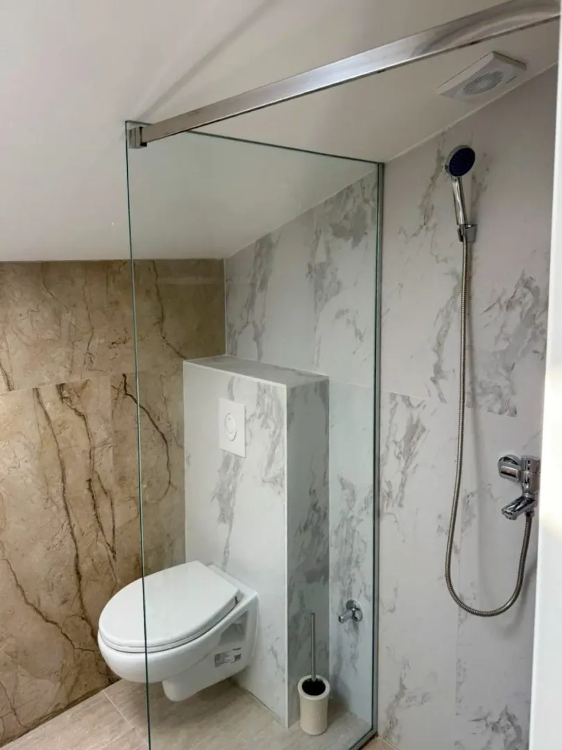 Izdavanje, dvosoban stan, 67m², Zelenika, Herceg Novi
