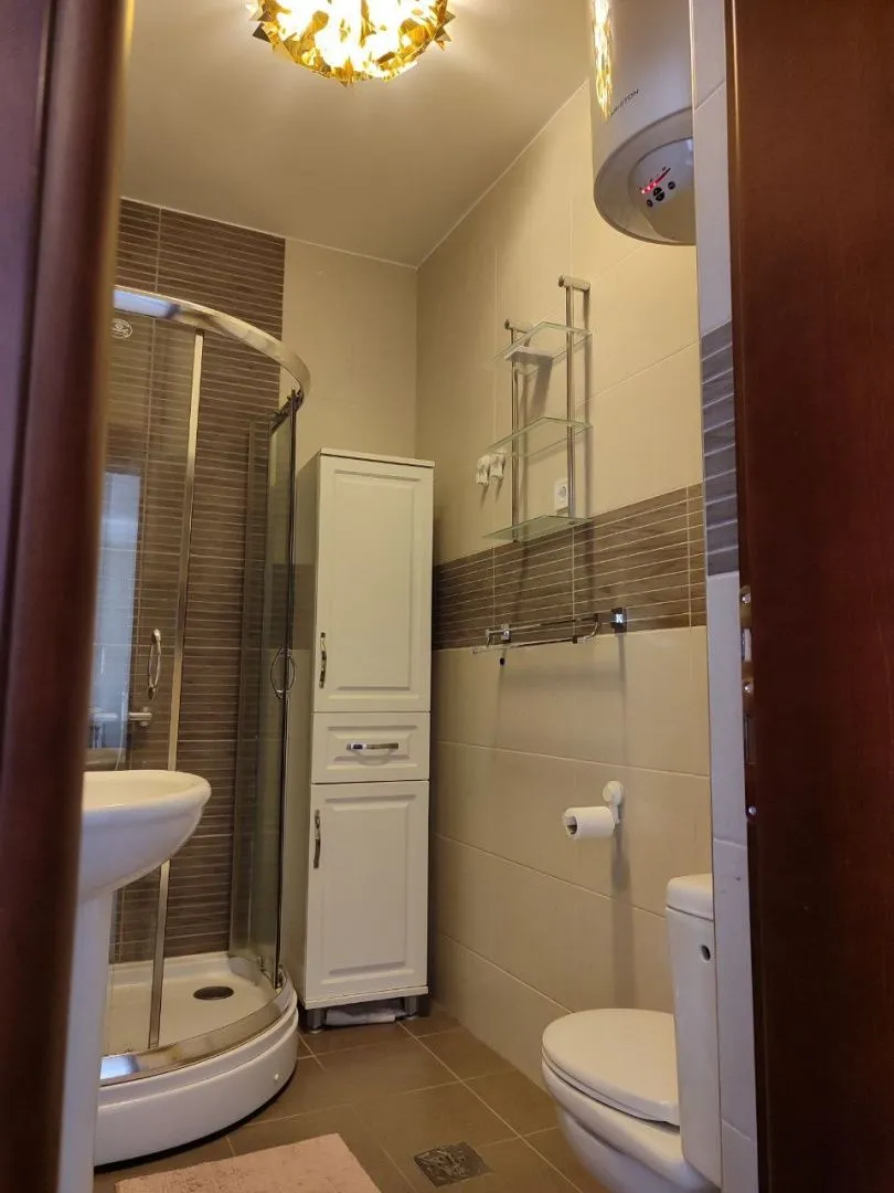 Prodaja, trosoban stan, 114m², Dobrota, Kotor