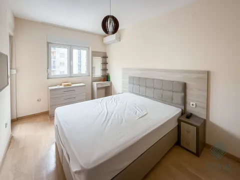 Rent, two bedroom apartment, 72m², City Kvart, Podgorica - image 6