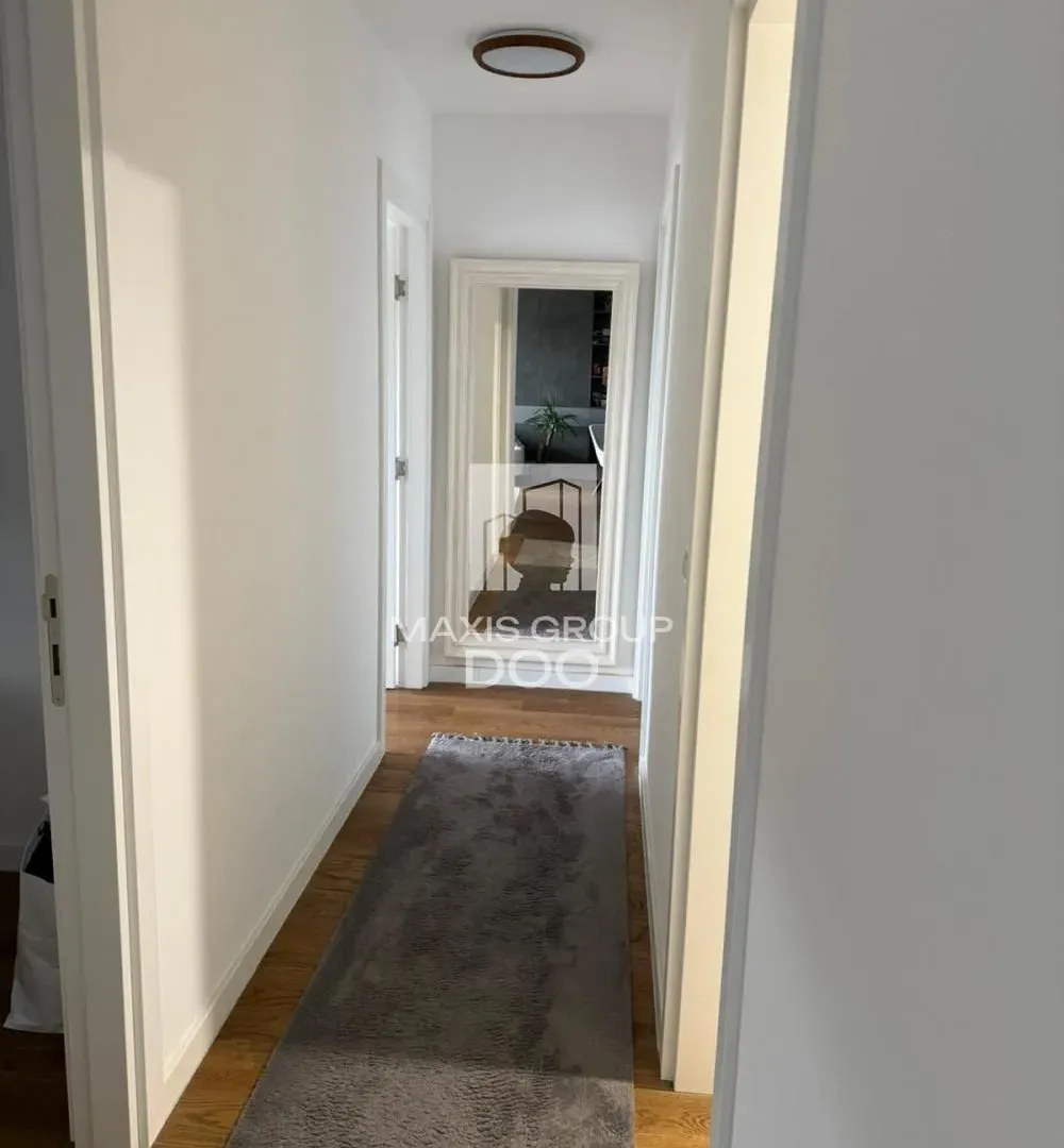 Prodaja, četvorosoban stan, 93m², Zemun Sve Podlokacije, Beograd