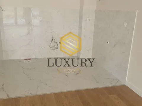 Izdavanje, dvosoban stan, 84m², Kod Capital Plaze, Podgorica - image 6