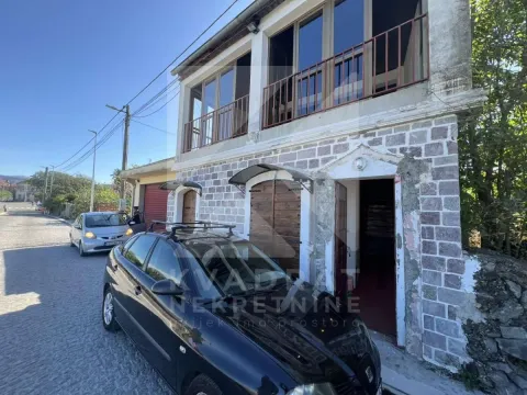 Izdavanje, kuća, 130m², Stara Varoš, Podgorica - image 2