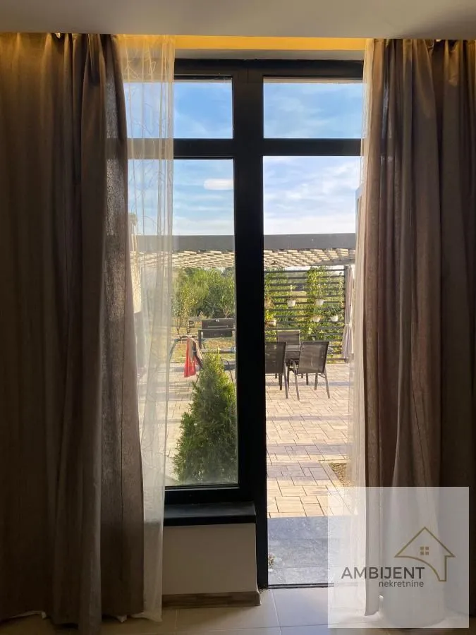Sale, house, 600m², Sopot, Beograd