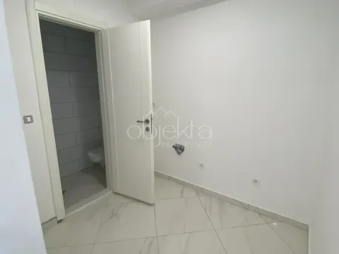 Rent, office space, 28m², Tivat, Crna Gora - image 3