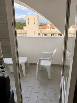 Izdavanje, jednosoban stan, 48m², Preko Morače, Podgorica - image 8