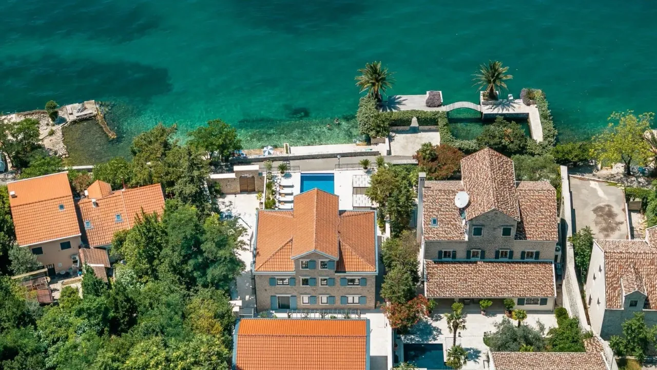 Prodaja, kuća, 819m², Ljuta, Kotor