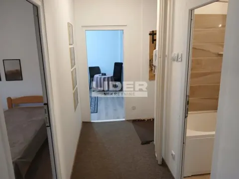 Izdavanje, trosoban stan, 60m², Karaburma, Palilula Sve Podlokacije - image 4