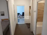 Izdavanje, trosoban stan, 60m², Karaburma, Palilula Sve Podlokacije - image 4