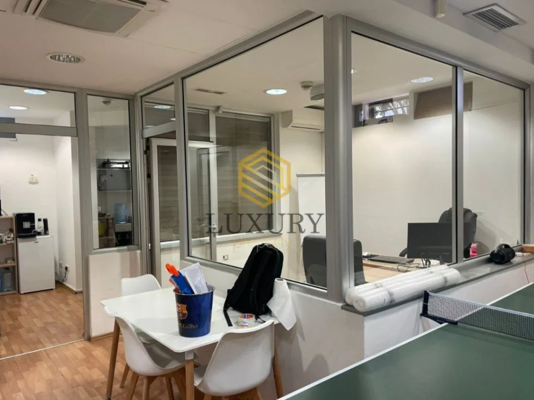 Rent, office space, 160m², Preko Morače, Podgorica