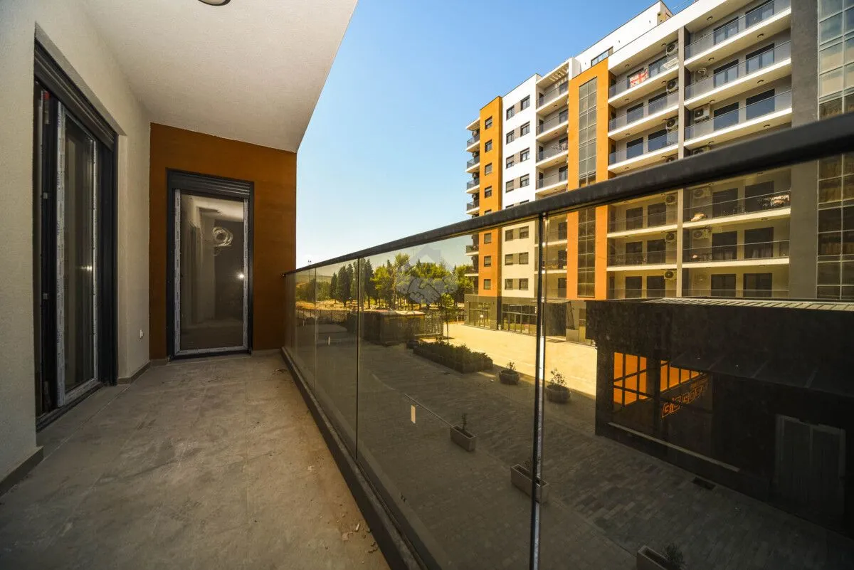 Prodaja, dvosoban stan, 64m², Stari Aerodrom, Podgorica