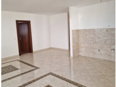 Sale, one bedroom apartment, 58m², Bečići, Budva - image 11