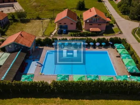 Prodaja, poslovni prostor, 69m², Ražanj, Srbija - image 2