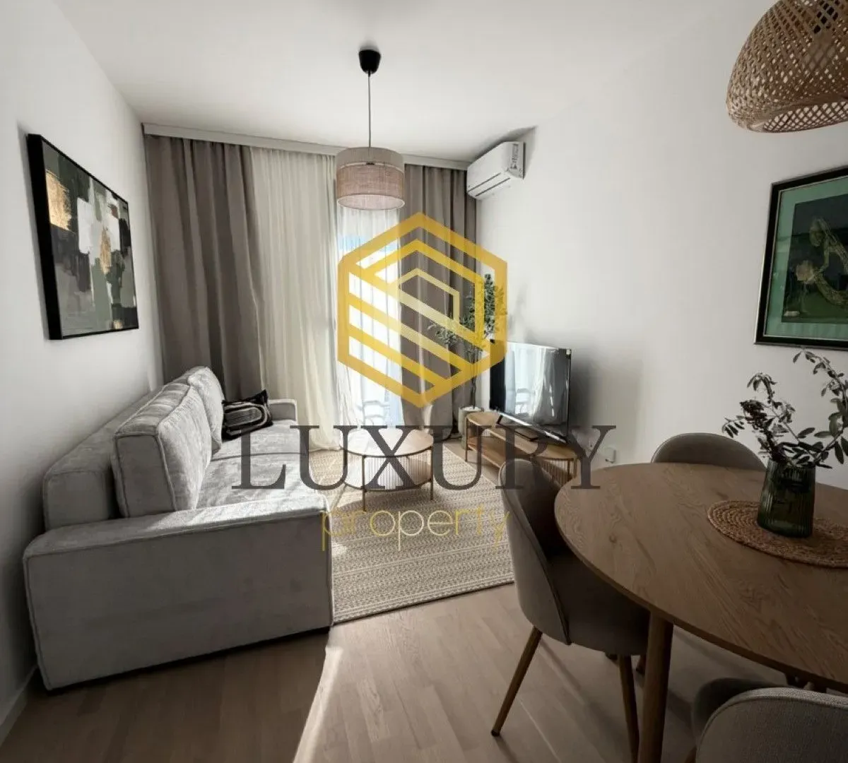 Izdavanje, jednosoban stan, 37m², Tološi, Podgorica