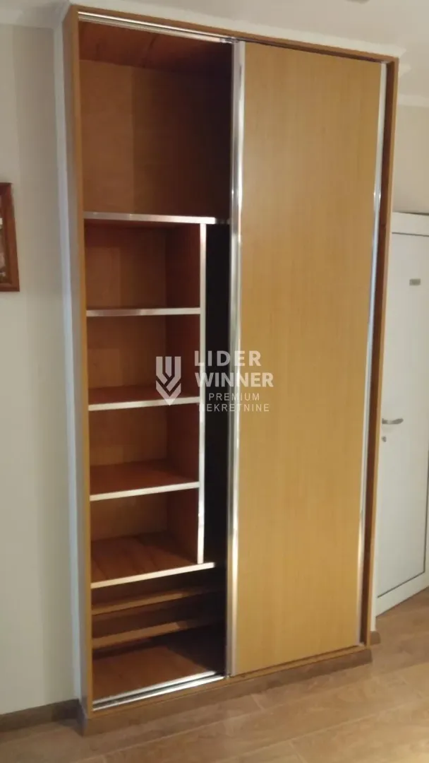 Prodaja, trosoban stan, 58m², Stari Grad, Beograd