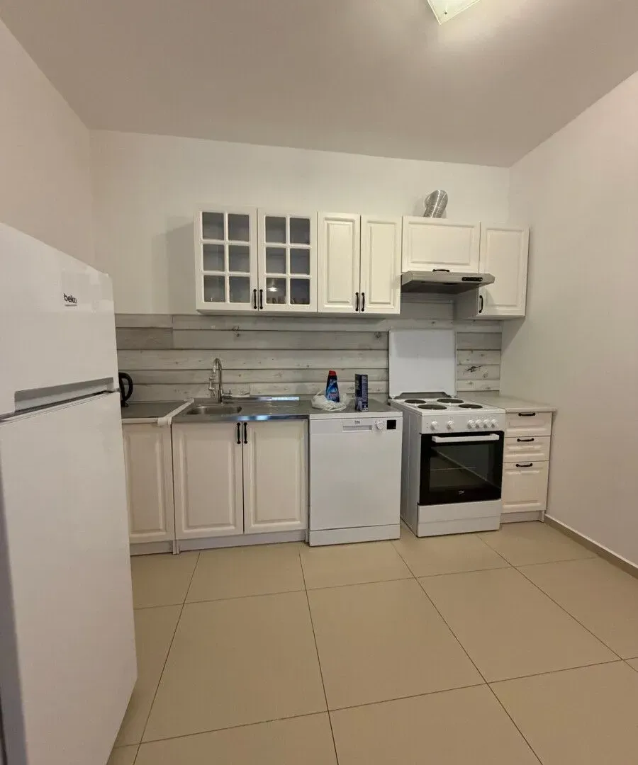 Izdavanje, stan, 72m², Master Kvart, Podgorica