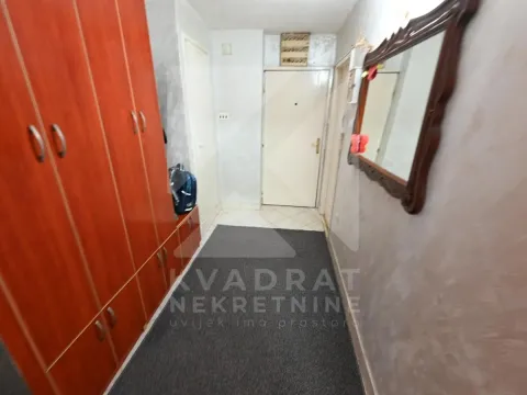 Prodaja, dvosoban stan, 87m², Centar, Podgorica - image 11