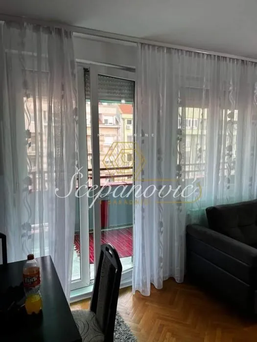 Prodaja, trosoban stan, 71m², Grbavica, Novi Sad Sve Podlokacije
